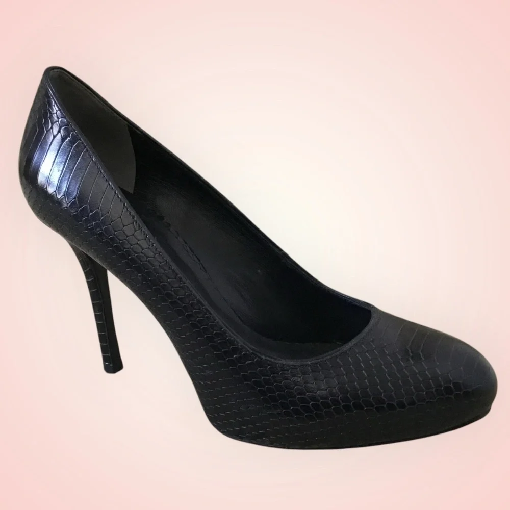 Tory Burch Brazil Leather Round Toe Heel Pump